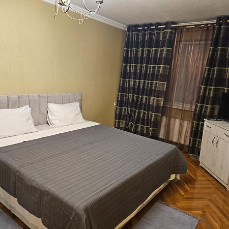 Bulevardul Dacia 18 Кишинёв Экстерьер фото